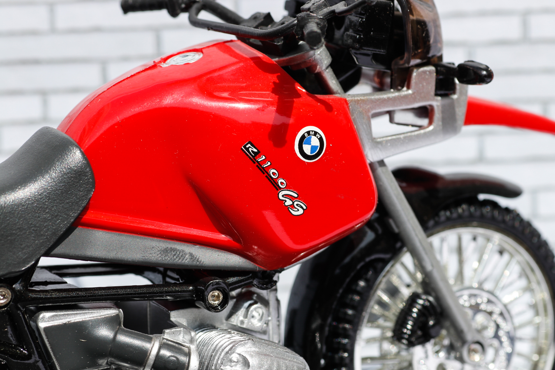 New Ray 1-12 BMW R1100GS New Ray 1-12 BMW R1100GS